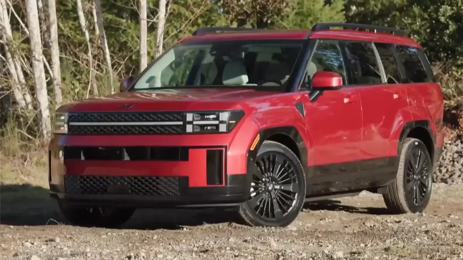 Đại lý Hyundai nhận cọc dòng xe SantaFe Hybrid mới